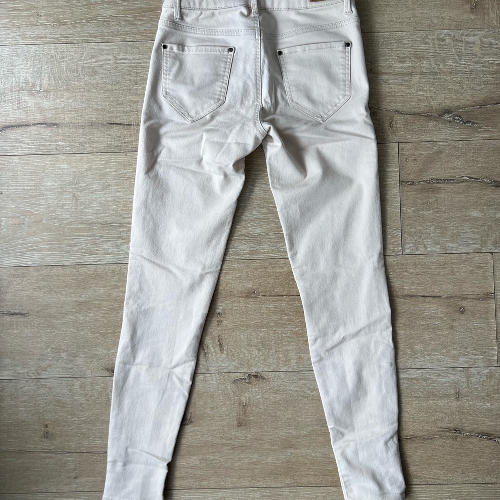 ZARA Cream Skinny Jeans - Picture 7 of 7